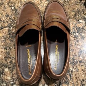 Allen Edmonds Men's Tan Leather Loafers w/Box and Plush Bag